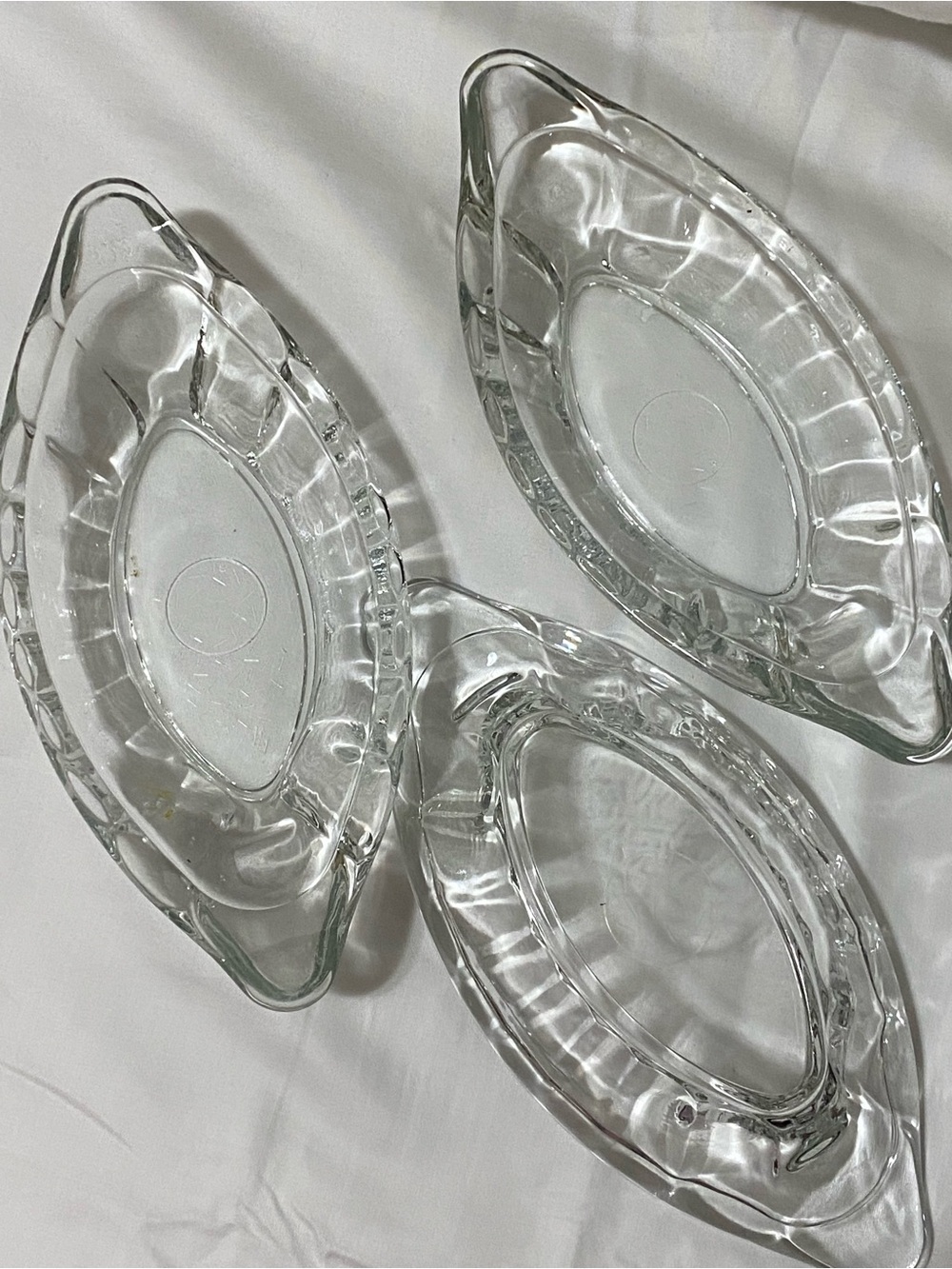 vintage Set of 3 Clear Glass Leaf Dishes